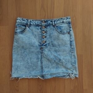 Highway jeans denim skirt acid wash raw hem stretch size 5/6